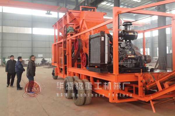 移動(dòng)對(duì)輥制砂機(jī)哪個(gè)品牌好?