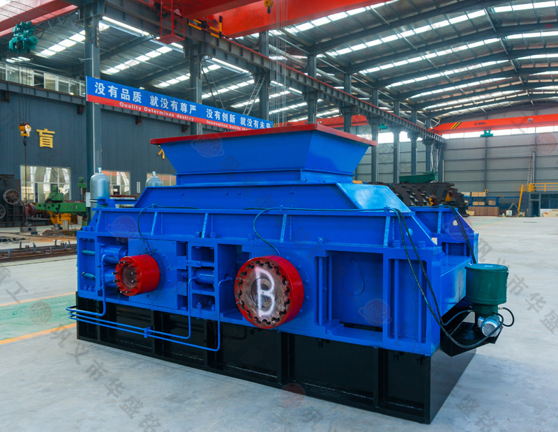 碳素對輥破碎機設備中對輥的選購應注意哪些方面?